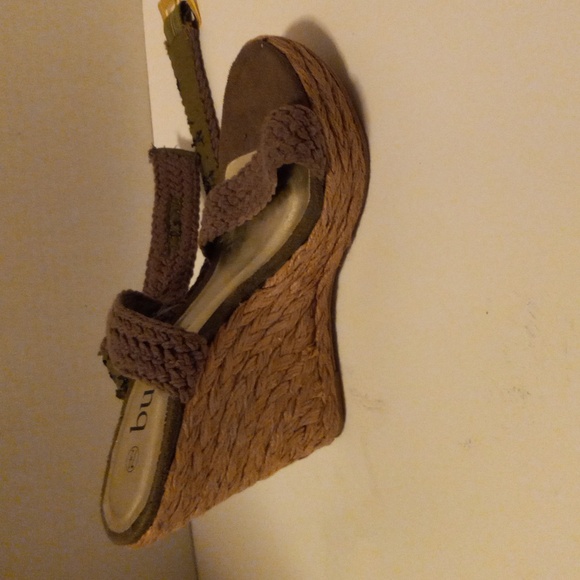 Bucco women's 5 in high wedgies olive green ankle wrap braided fabric. - Picture 7 of 8